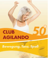 Eine Frau im besten Alter tanzt im Club Agilando!